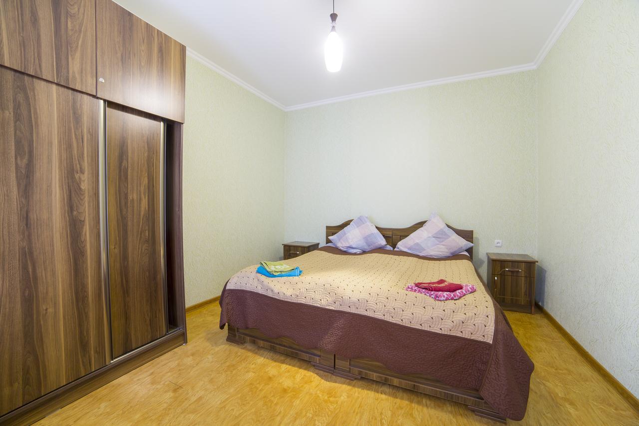 Anastasia Guesthouse ボルジョミ エクステリア 写真