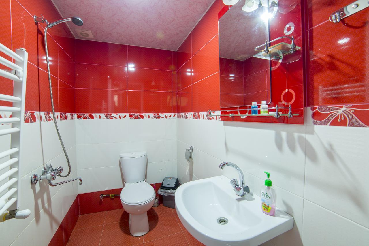 Anastasia Guesthouse ボルジョミ エクステリア 写真